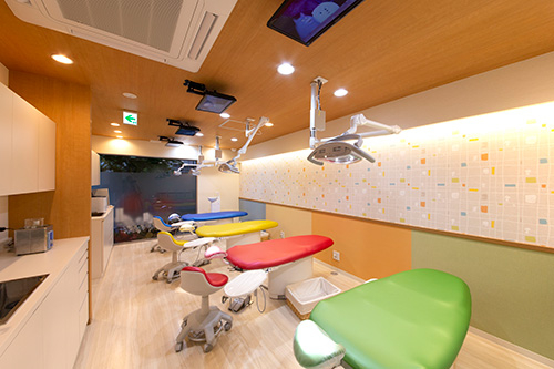 医療法人いつき会 よしみファミリー歯科・矯正歯科