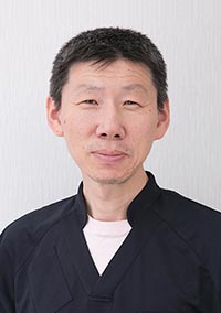 神奈川 勝 院長