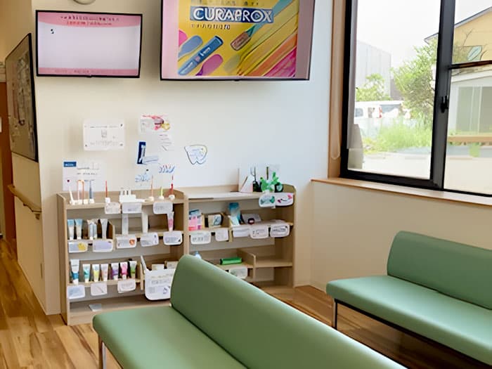 【入船みなと歯科】待合室